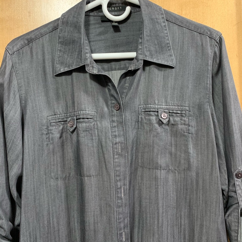 Foxcroft button down top - Picture 2 of 3